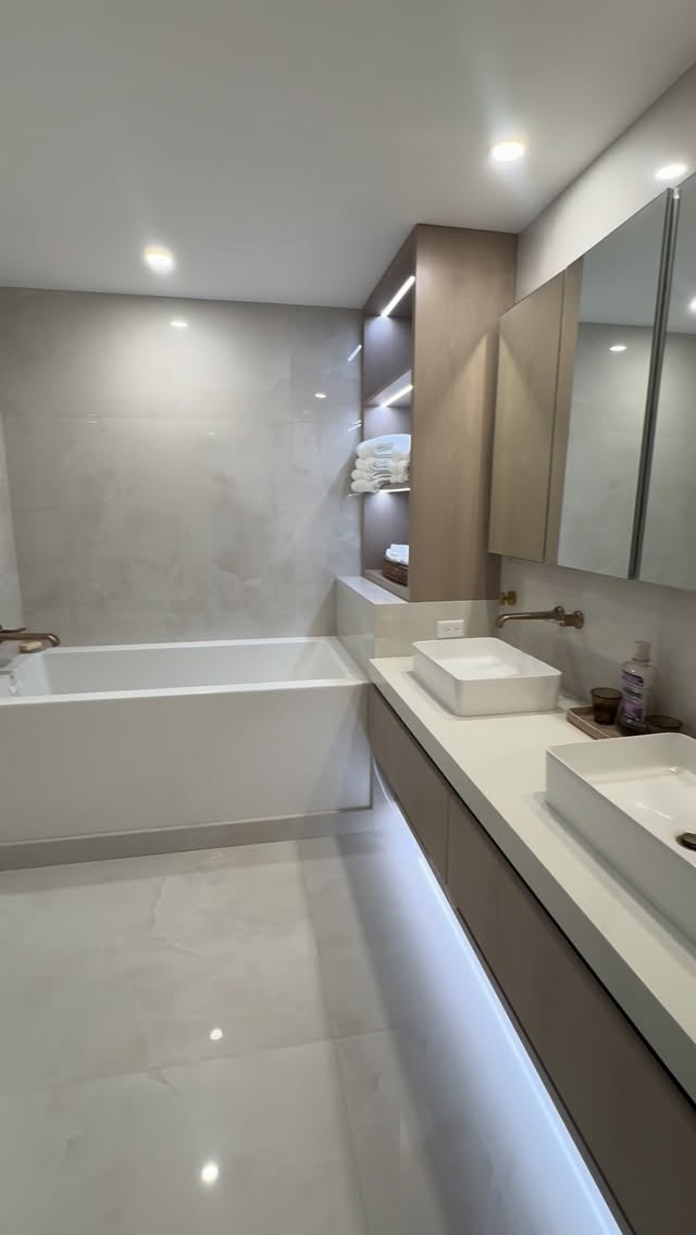 Custom bathroom remodeling in West Palm Beach